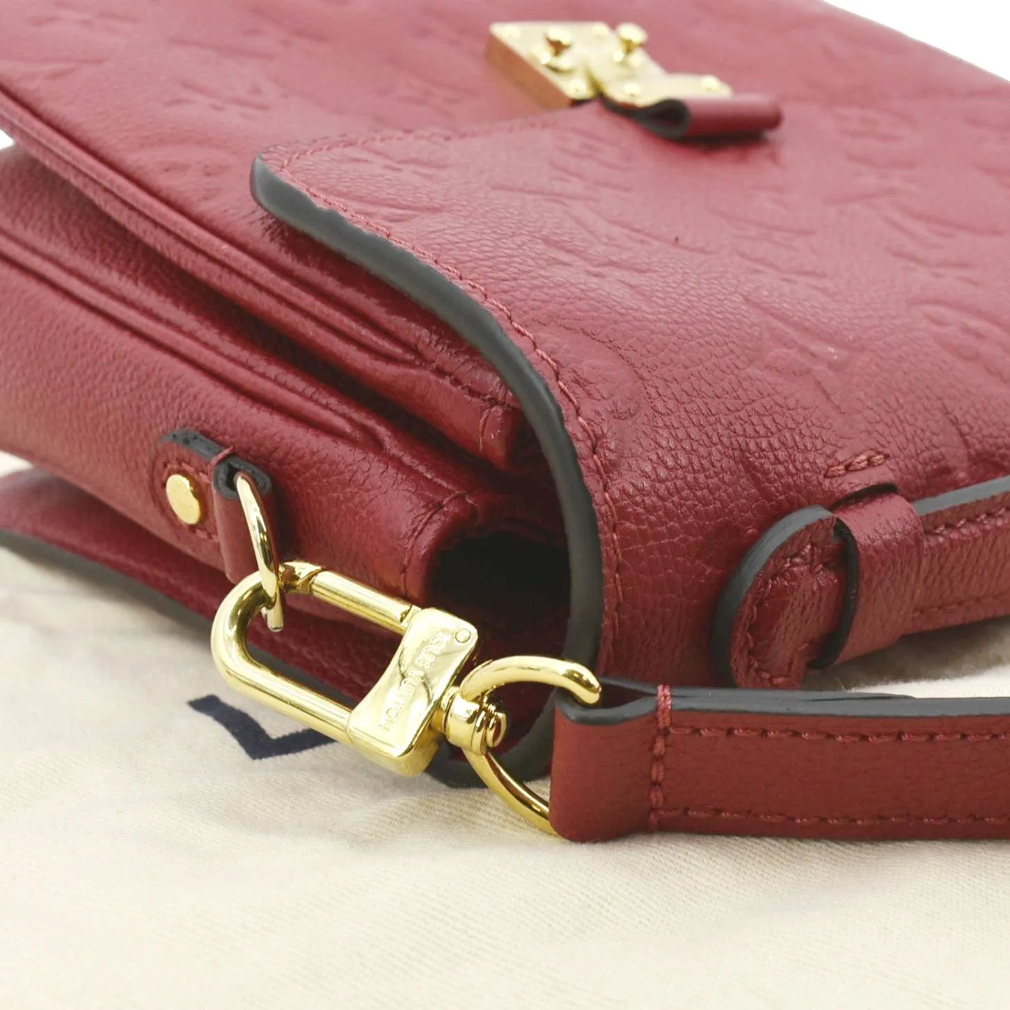 LOUIS VUITTON Metis Pochette Empreinte Leather Crossbody Bag Red