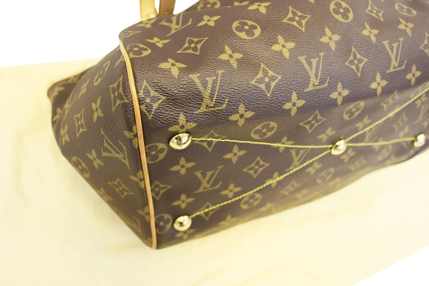 LOUIS VUITTON Monogram Canvas Tivoli GM Brown Satchel Bag