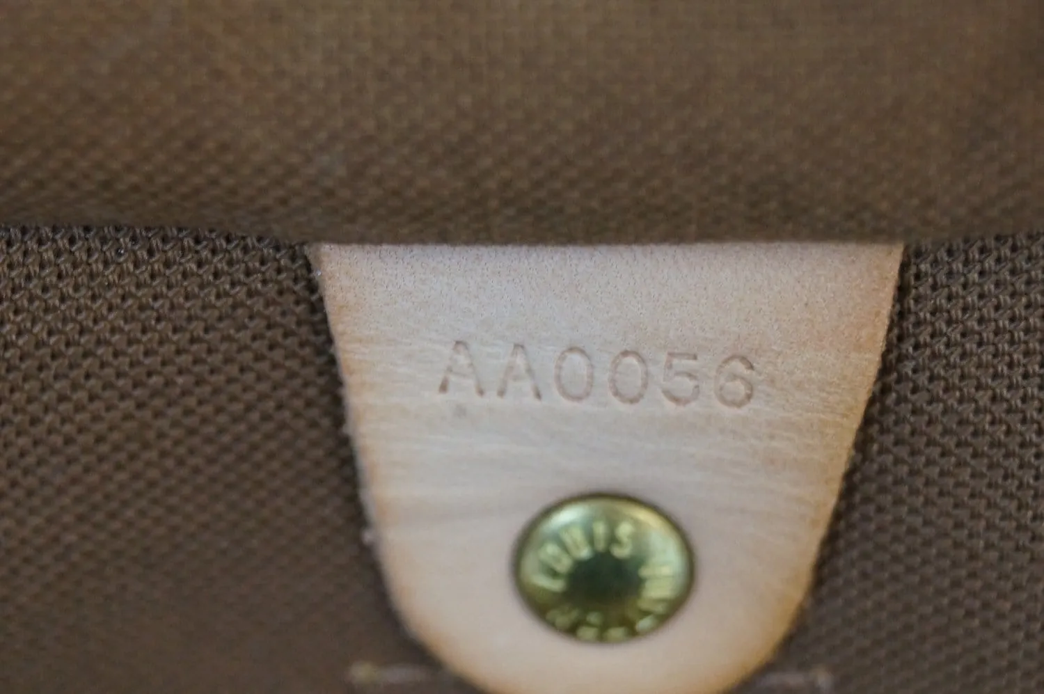 LOUIS VUITTON Monogram Speedy 30 Satchel Bag