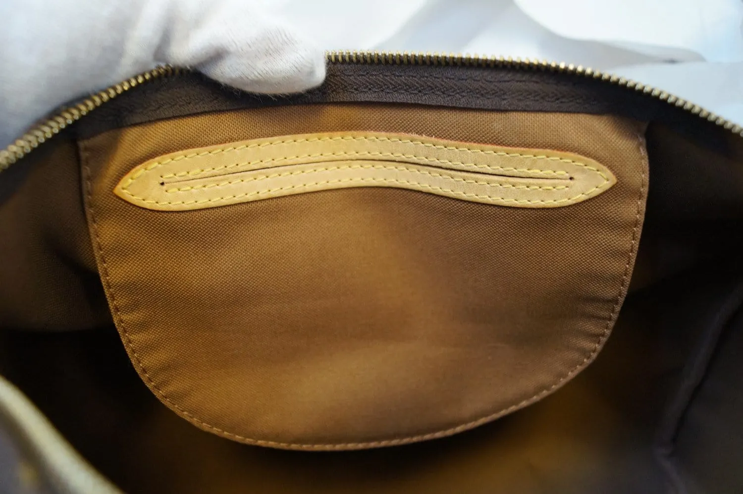 LOUIS VUITTON Monogram Speedy 35 HandBag