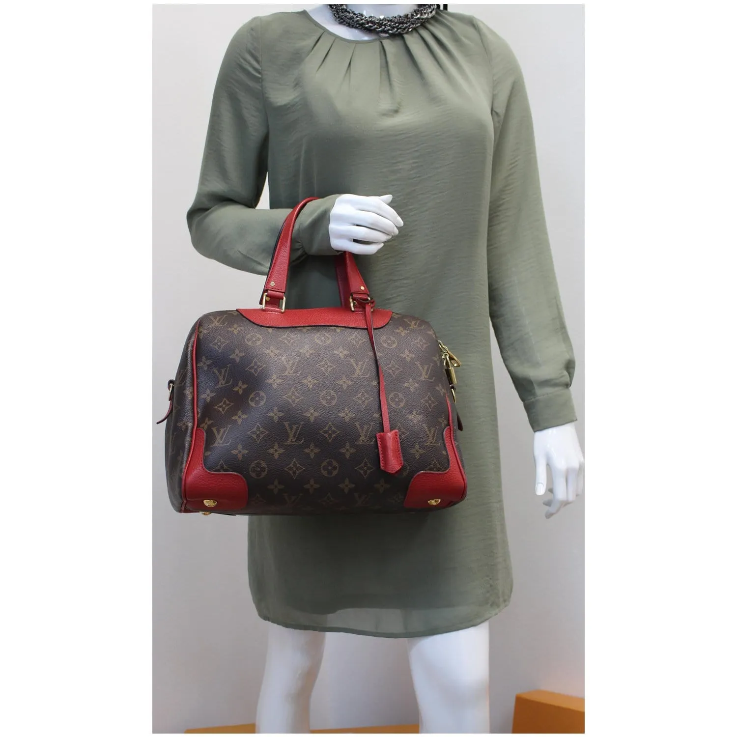 LOUIS VUITTON Retiro NM Monogram Canvas 2Way Shoulder Bag Red
