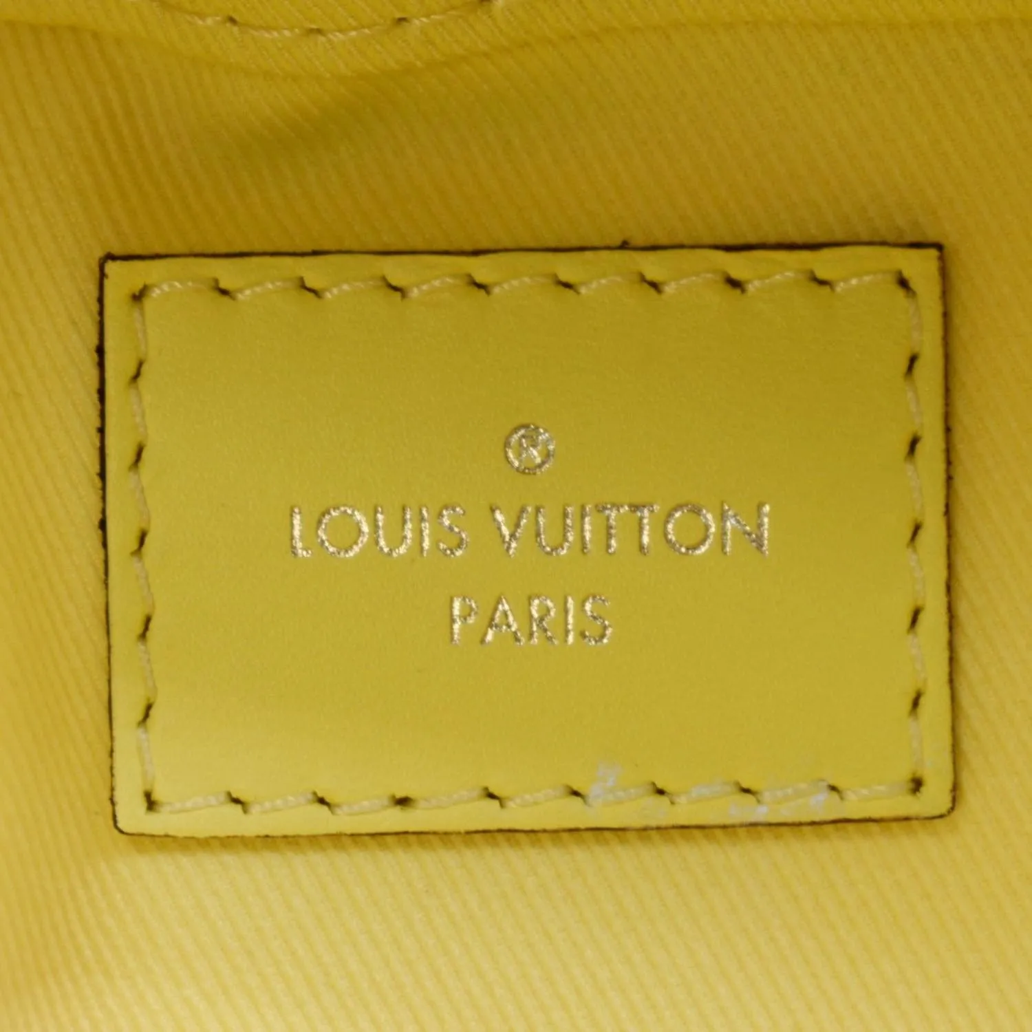 LOUIS VUITTON Saintonge Damier Azur Crossbody Bag White