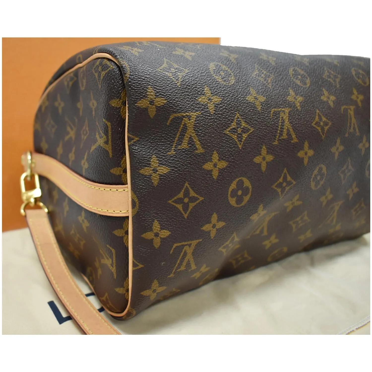 LOUIS VUITTON Speedy 30 Bandouliere Monogram Canvas Shoulder Bag Brown