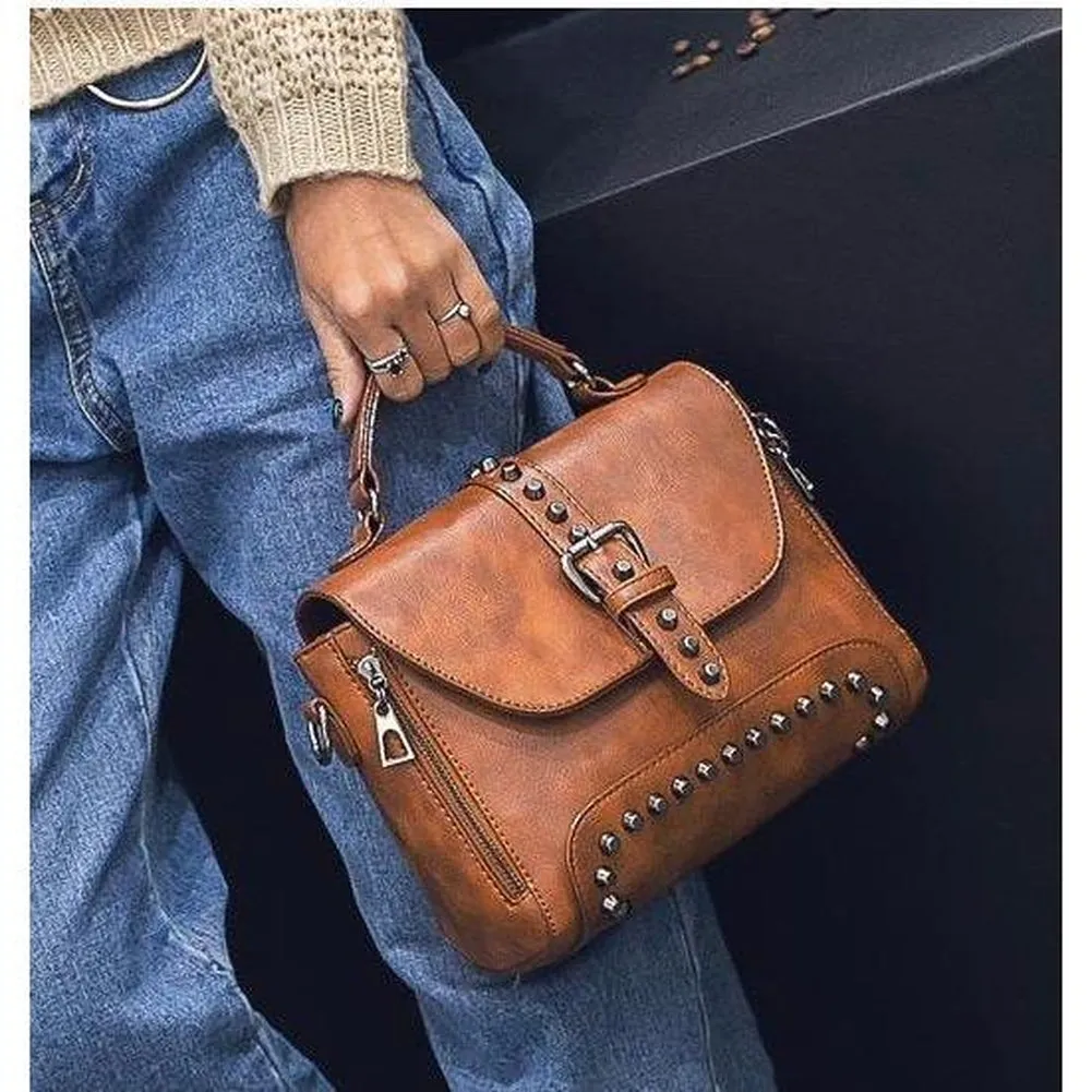 <bold>Messenger / Crossbody Bag <br>Vegan-Leather