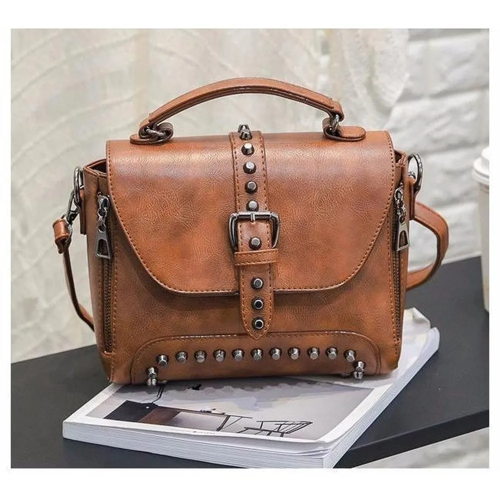 <bold>Messenger / Crossbody Bag <br>Vegan-Leather