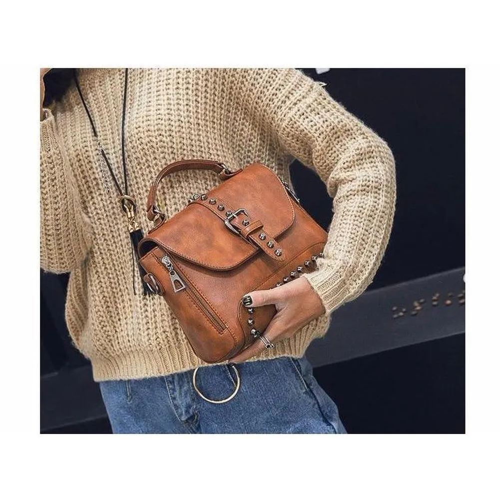 <bold>Messenger / Crossbody Bag <br>Vegan-Leather