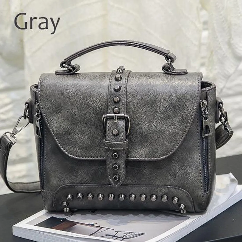 <bold>Messenger / Crossbody Bag <br>Vegan-Leather