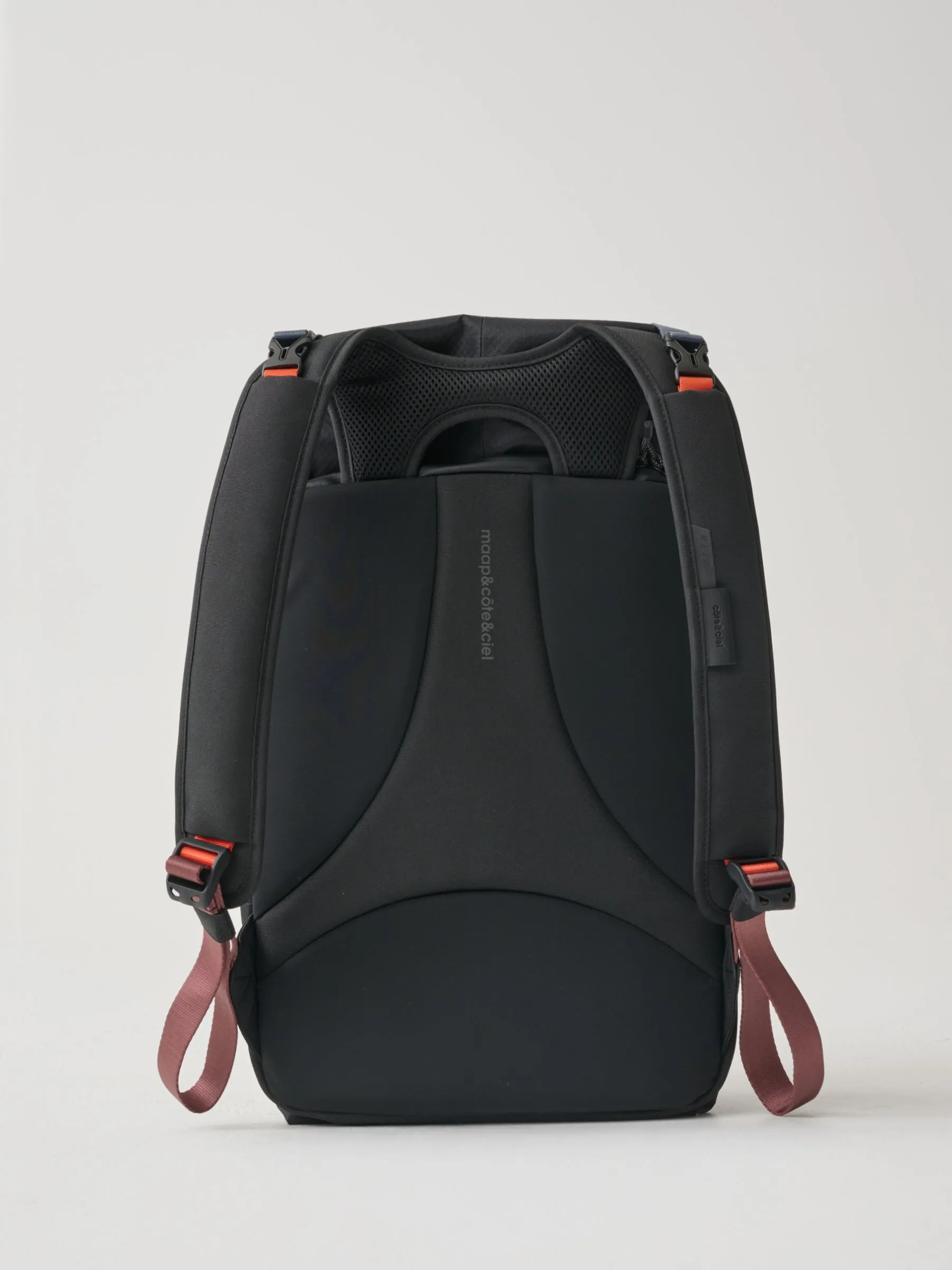 maap&côte&ciel Saru Backpack Black