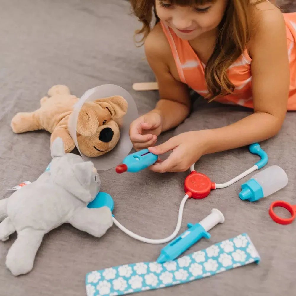Melissa and Doug - Examine and Treat Pet Vet Play Set