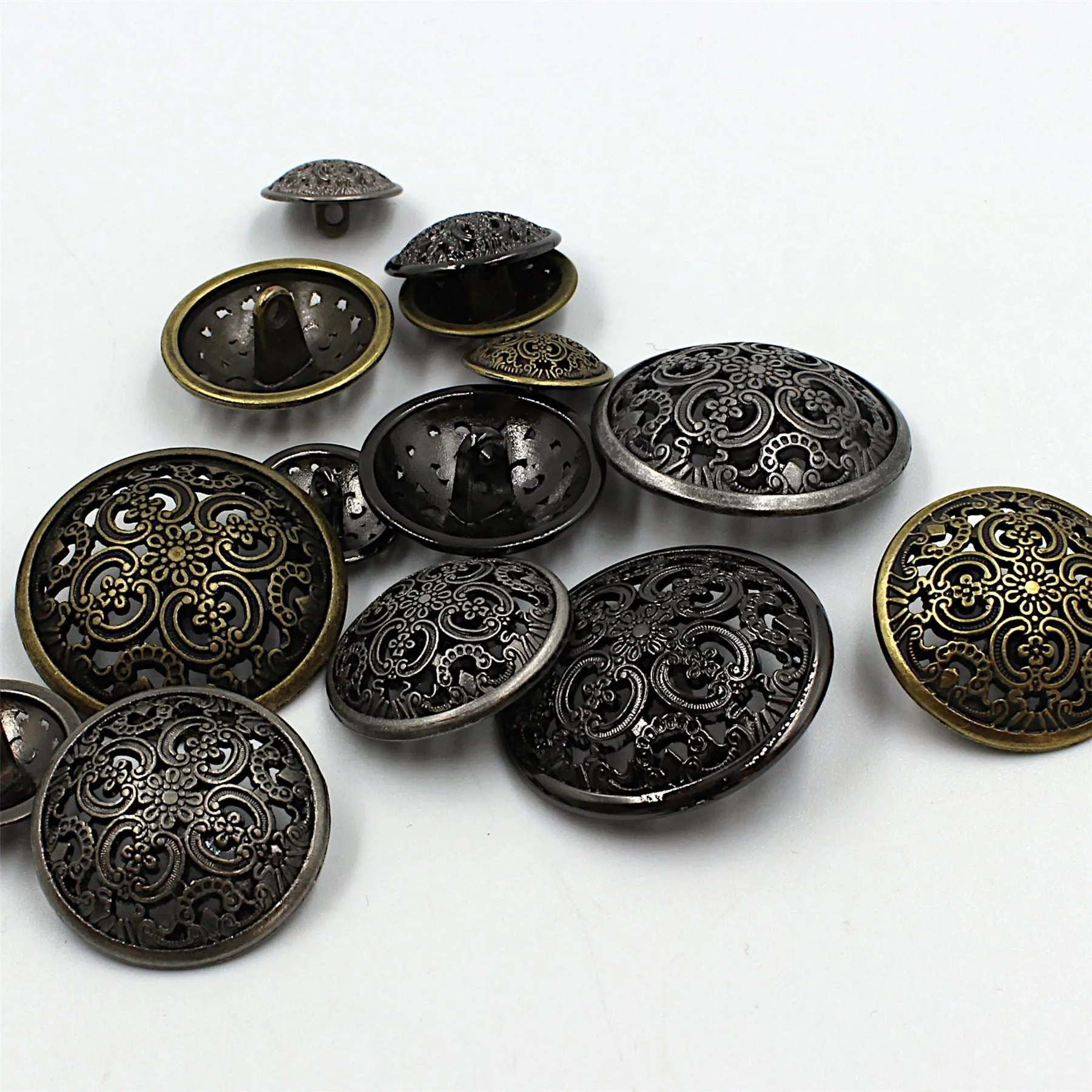 Metal Filigree Button 4411