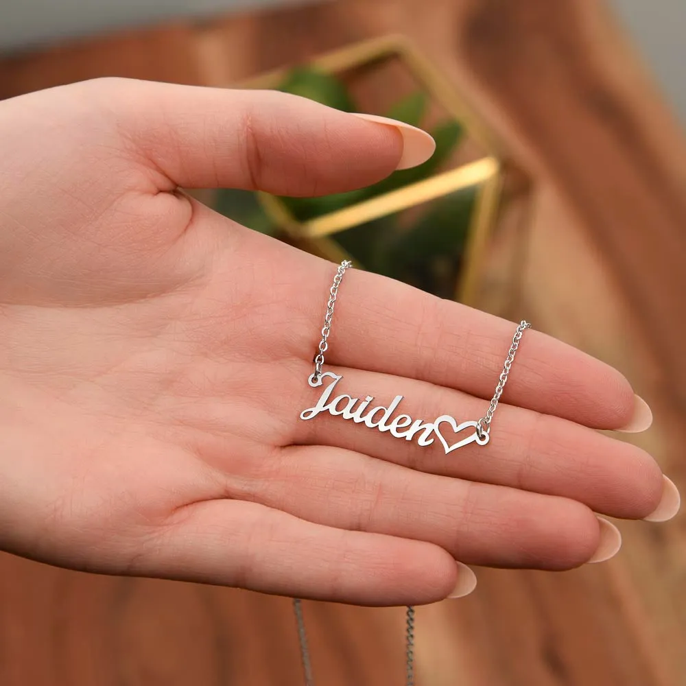 Name Necklace Chic