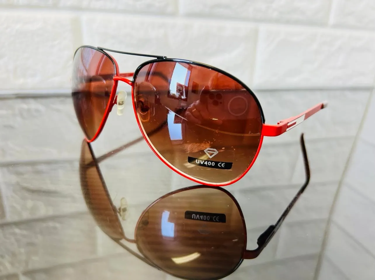 New Designer Rep. Aviator Sunglasses, 400 UV Protection! Red   Black with gradient lenses - Retails $40 