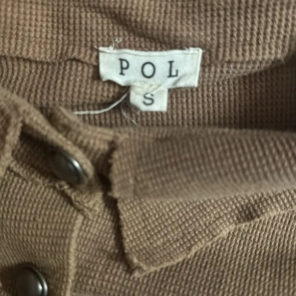 NEW POL Vintage Wash Olive Top With Pocket size Small