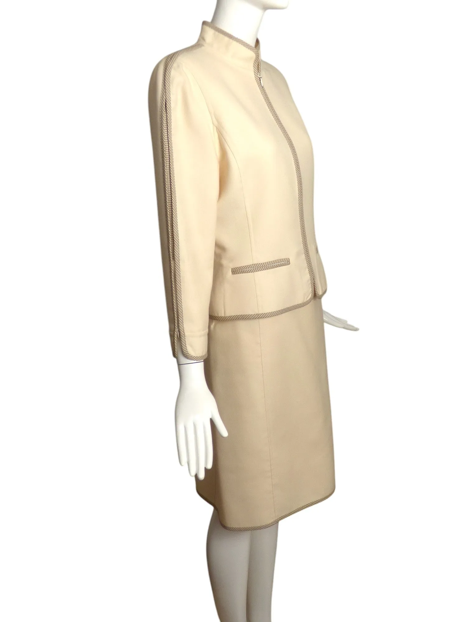 OSCAR DE LA RENTA- 1990s Wool Box Cut Skirt Suit, Size 10