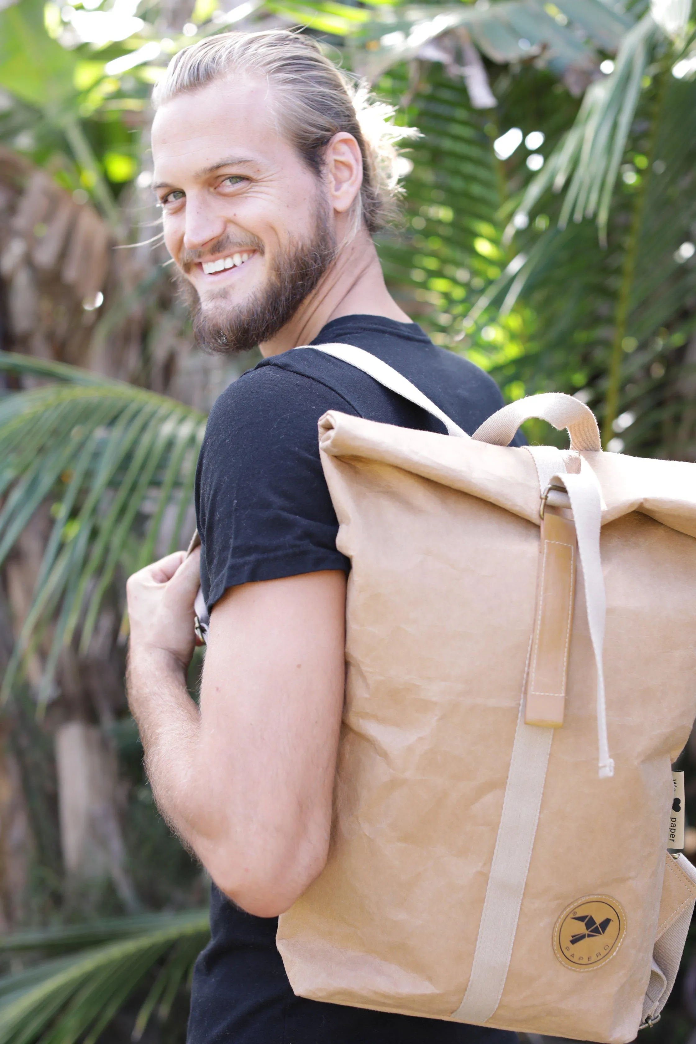 PAPERO Rucksack aus Papier COUGAR 22 L Unisex waschbar, reißfest, wasserfest, nachhaltiger Daypack