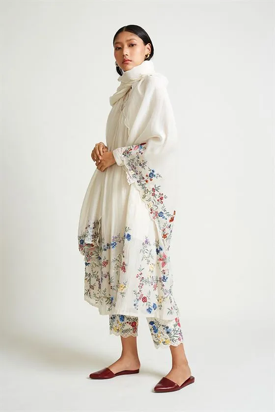 Payal Pratap   -   Rock Garden Aconite Embroidered Dupatta