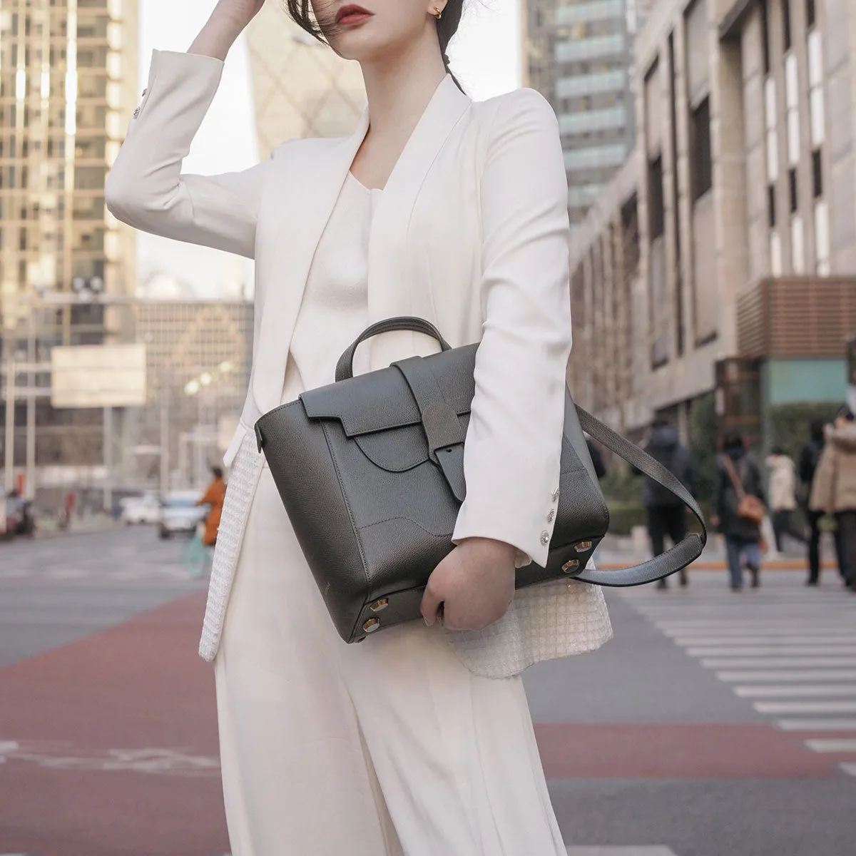 Perfectly Repacked | Midi Maestra | Pebbled