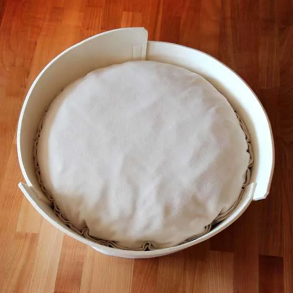 Pet Interiors LIDO Felt Designer Cat Bed