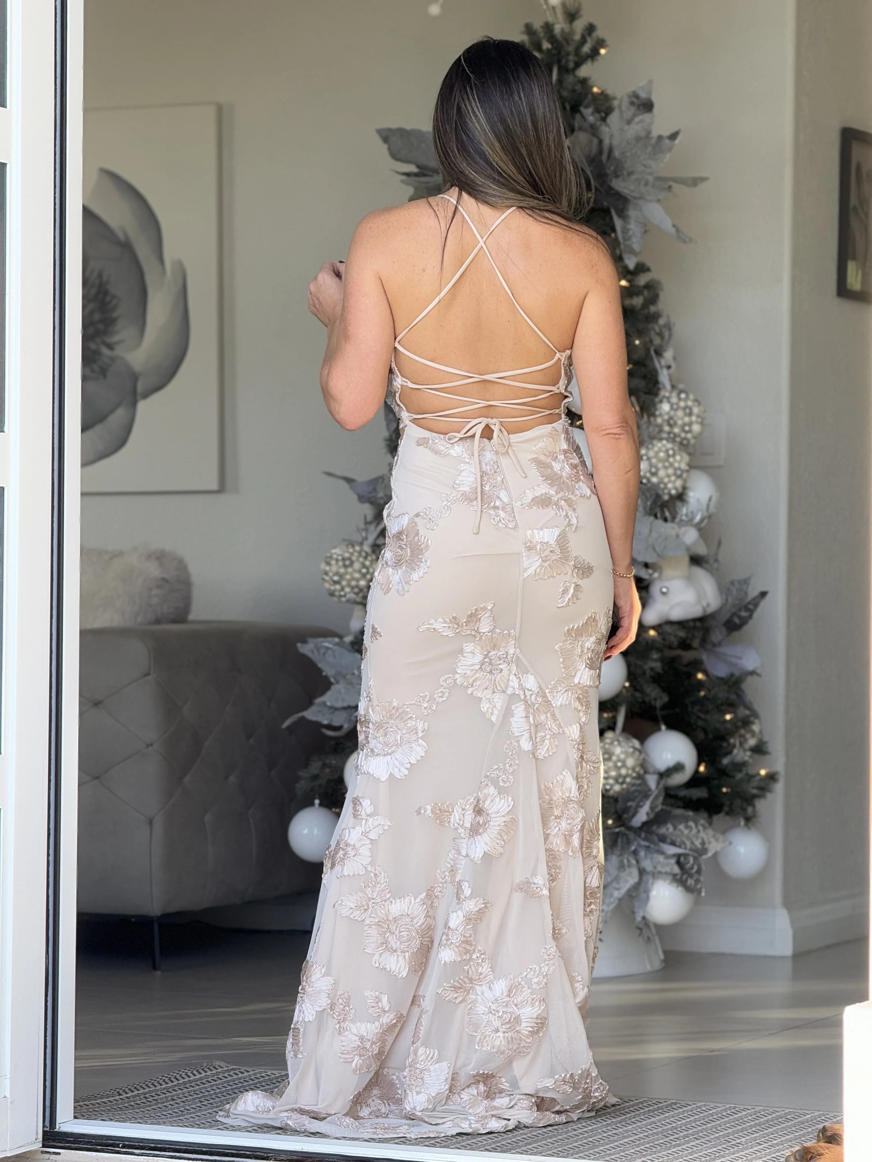 "Milena" Sleeveless Texture Maxi Dress
