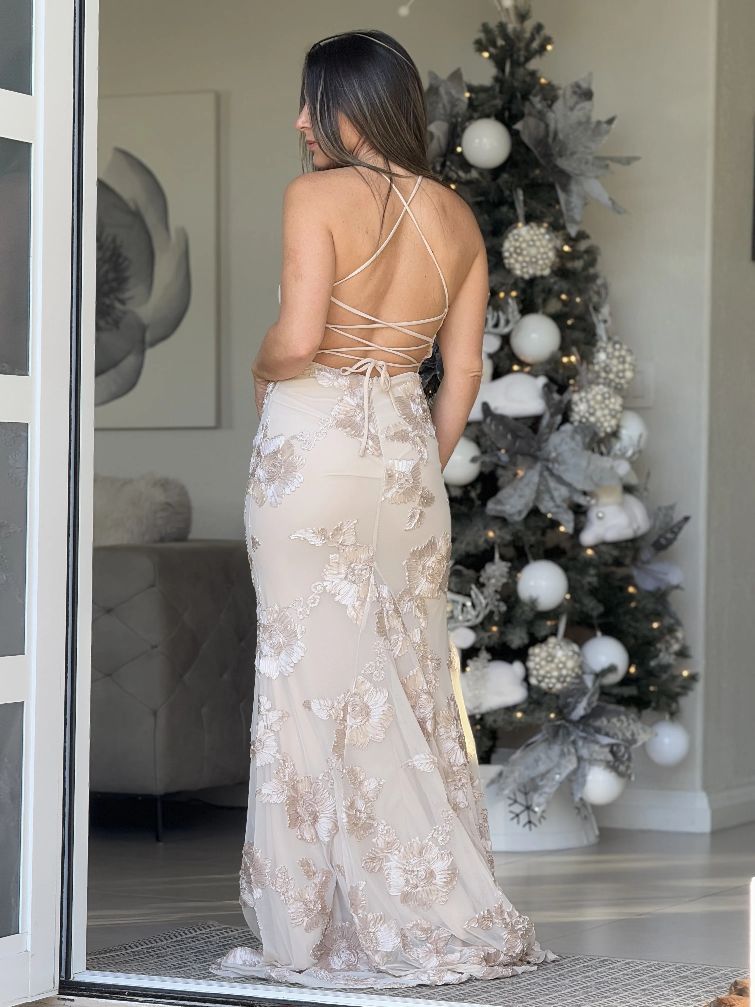 "Milena" Sleeveless Texture Maxi Dress