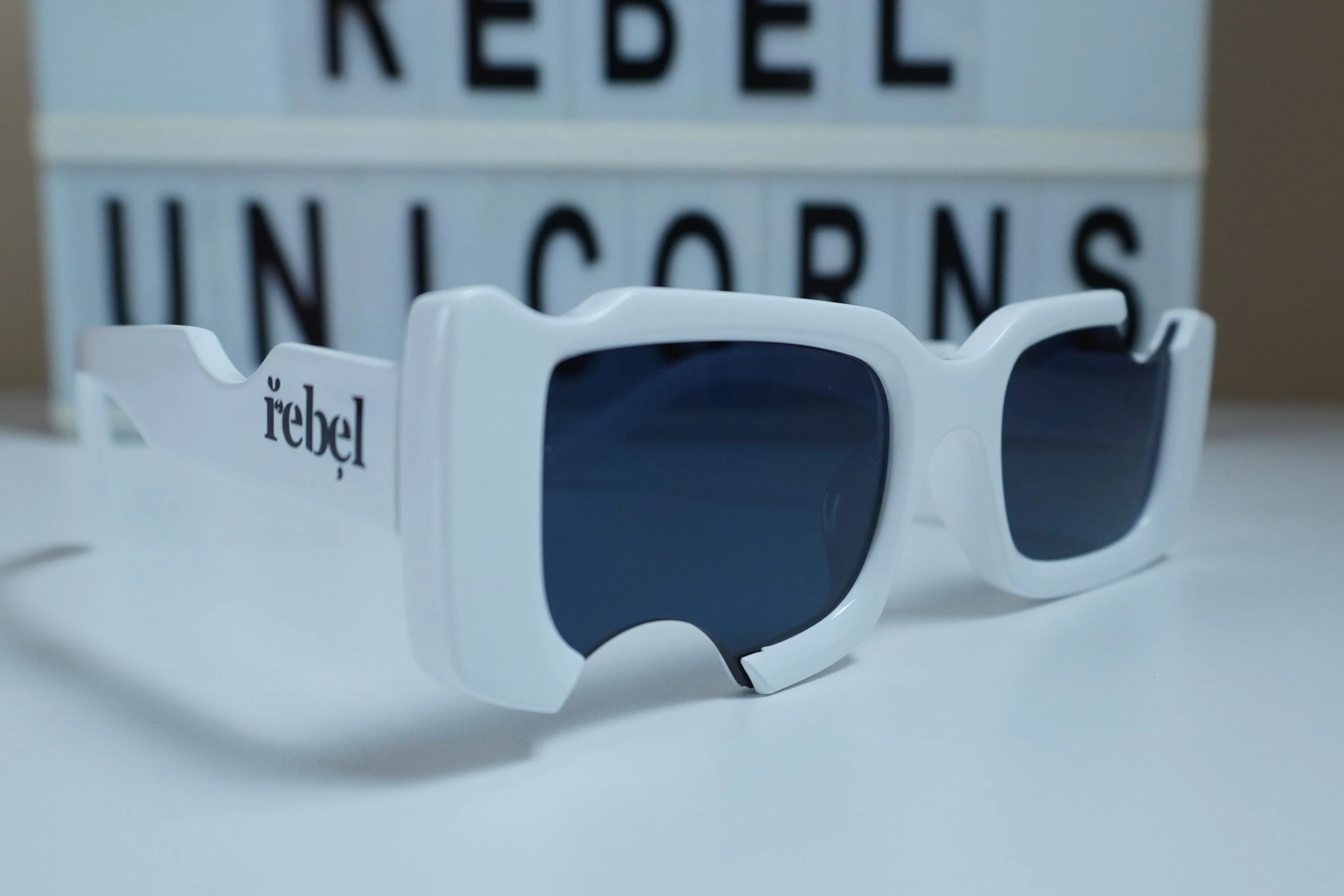Rebel Shade