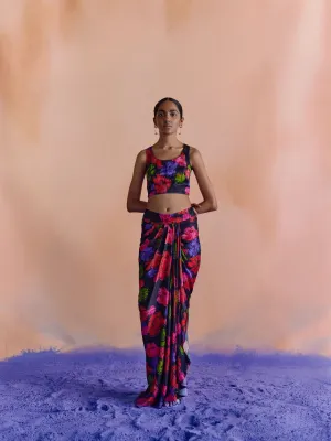Studio Rigu   I   Womenswear, Western Kalora Blouse And Blouse Black Base With Big Flower In Red/Pink/Blue / Srdd018