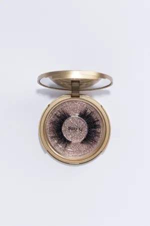Suzy Q Lash Compact