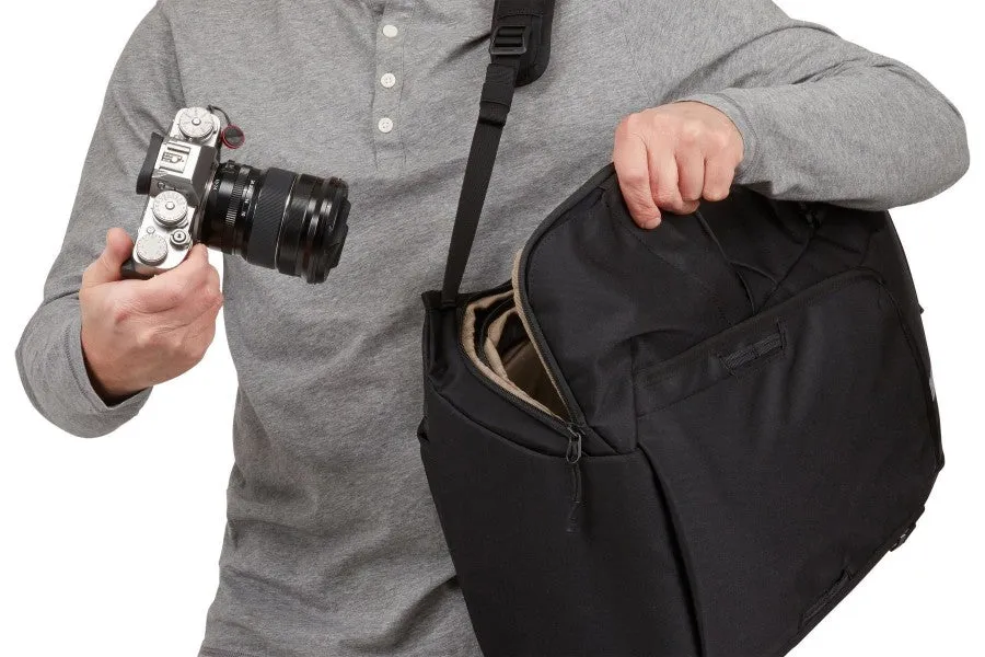 Thule Mochila Covert Dslr Backpack 24L | Black